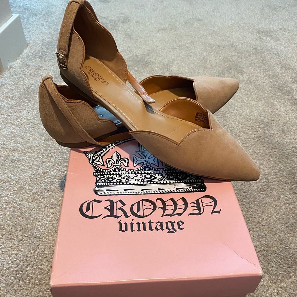 crown vintage flats